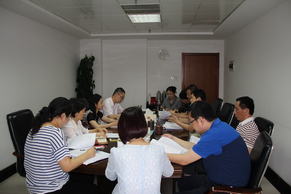 ʡ����ί�ڶ����»�ʯ����һ�е���˾�����쵼����